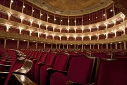 sedute teatro Lecce B&B 